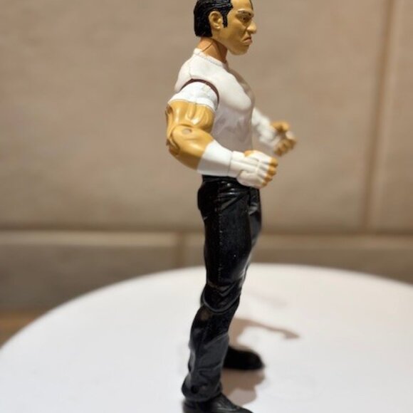 Vintage WWE 2003 Jakks Deuce Wrestler White Shirt Blue Pants Plastic Figure 7” - Picture 5 of 9